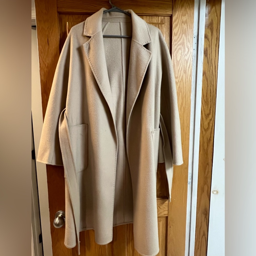 Wool light beige cream bell sleeved coat
